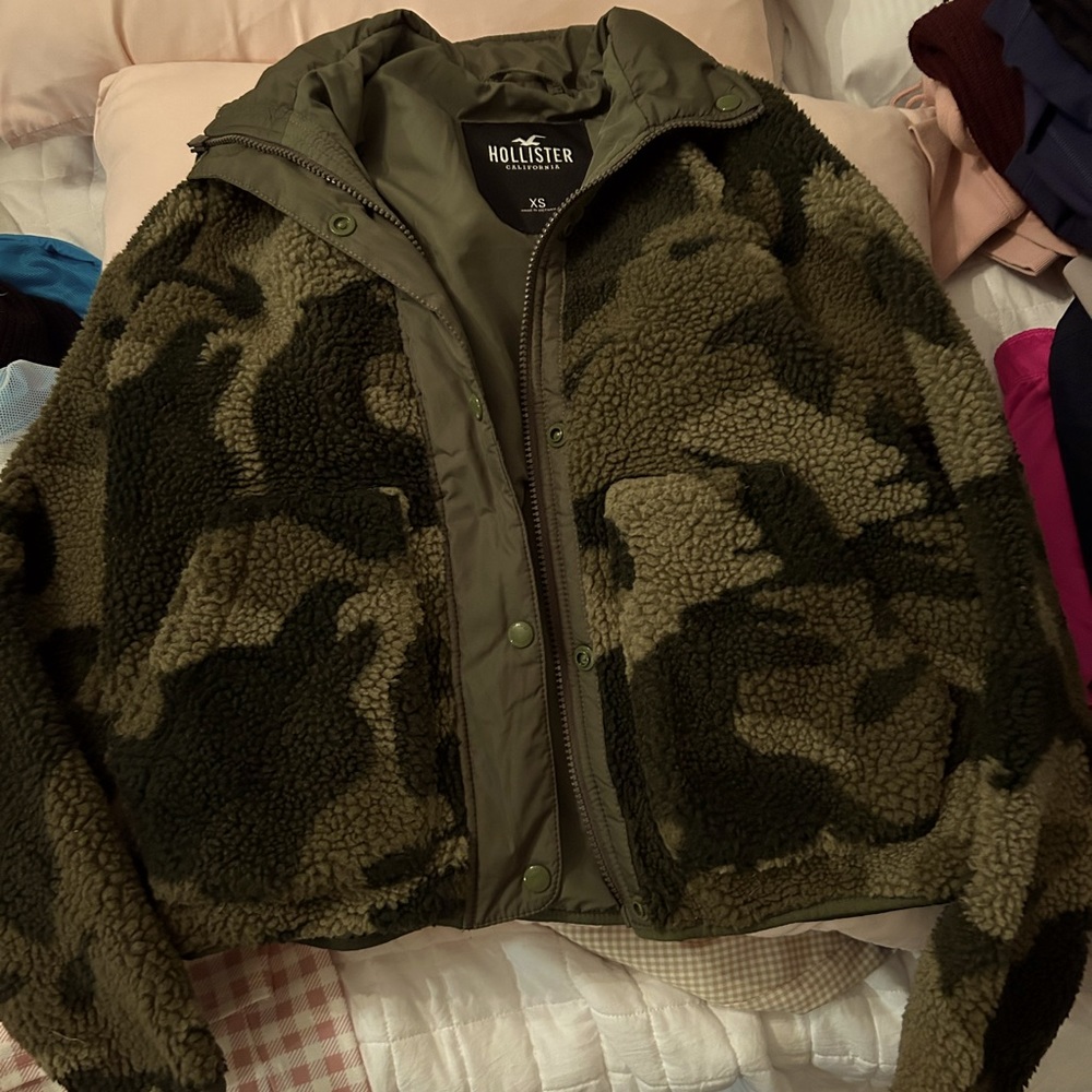 Hollister Camo Teddy Jacket!!